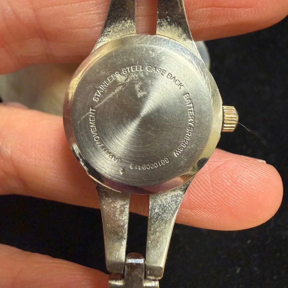 Silver Tone Quartz Watch Womens Link Bracelet Japan Movement WORKS